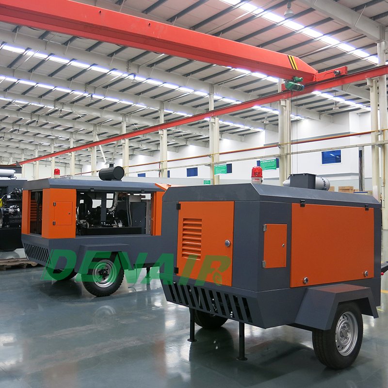 Screw Drive Complete Diesel Mining Compressor with Jack Hammer and Air