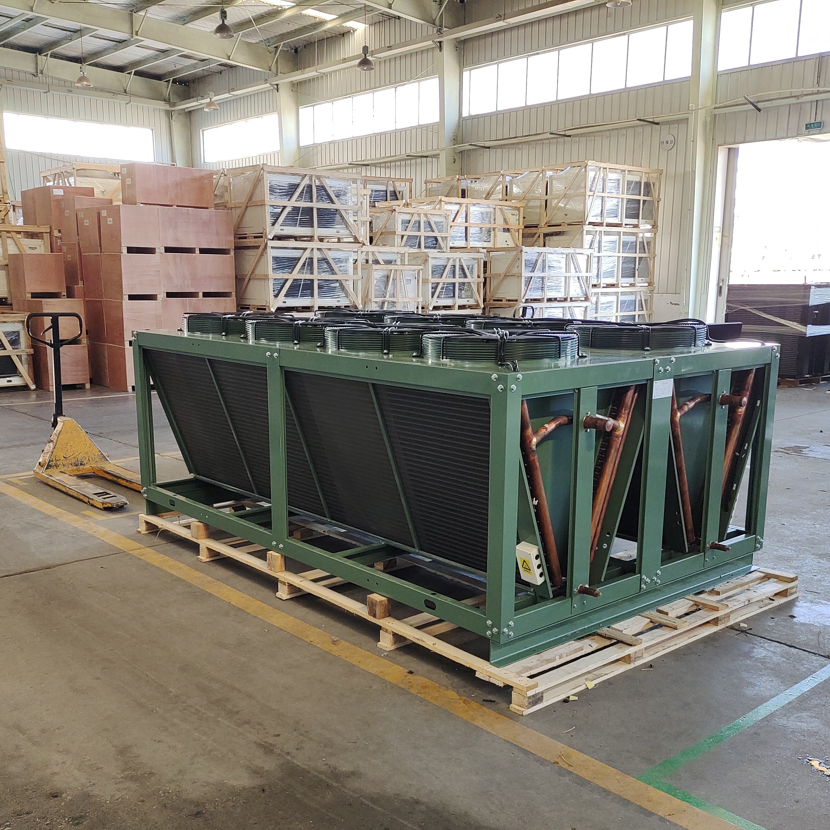 W-type Air-cooled Condenser, Cold Storage Refrigeration Equipment, 8 Fans, Big Condensing Area