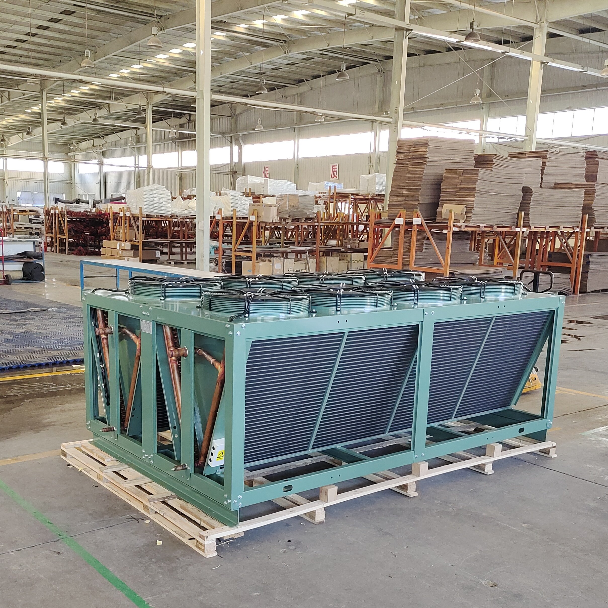 W-type Air-cooled Condenser, Cold Storage Refrigeration Equipment, 8 Fans, Big Condensing Area
