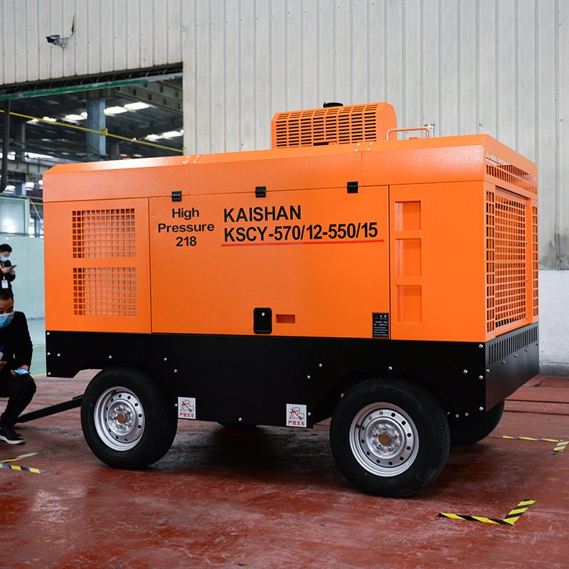 Low Noise Engine Diesel Compressor Mining 7 Bar 8 Bar 10 Bar Mine Compressor Screw Air Compressor Diesel Compresor