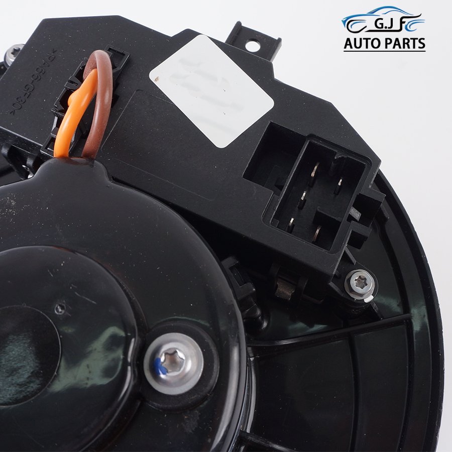OE 1K1820015Q Left Steering Wheel Air Conditioning Fan for Golf Plus Passat CC Scirocco SKODA Yeti Blower Fan 1K1820015E