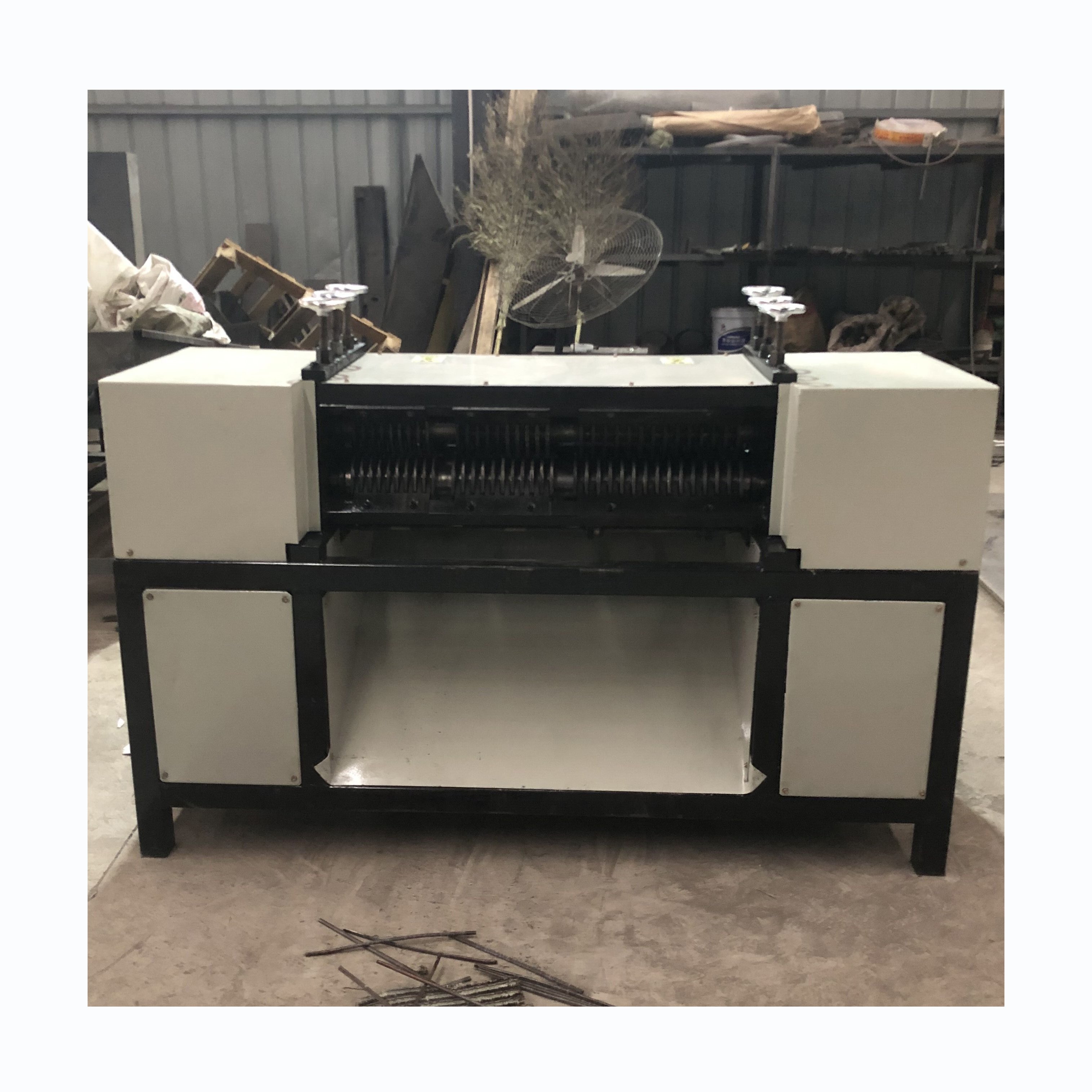 Aluminum Clad Iron Radiator Stripper Machine air Condense Radiator Stripping Machine Radiator Recycling Machine