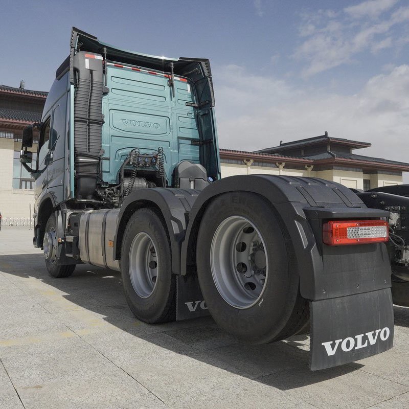 Support Multiple Payment Methods Load Capacity FM Truck 4X2 Tractor Truck Euro 5 Euro6 460HP Tractor Truck for Sale