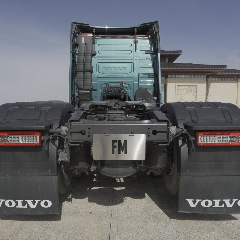 Support Multiple Payment Methods Load Capacity FM Truck 4X2 Tractor Truck Euro 5 Euro6 460HP Tractor Truck for Sale