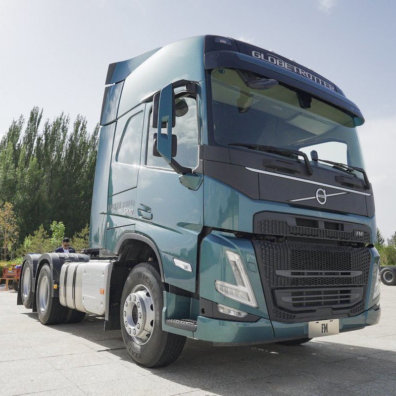 Support Multiple Payment Methods Load Capacity FM Truck 4X2 Tractor Truck Euro 5 Euro6 460HP Tractor Truck for Sale