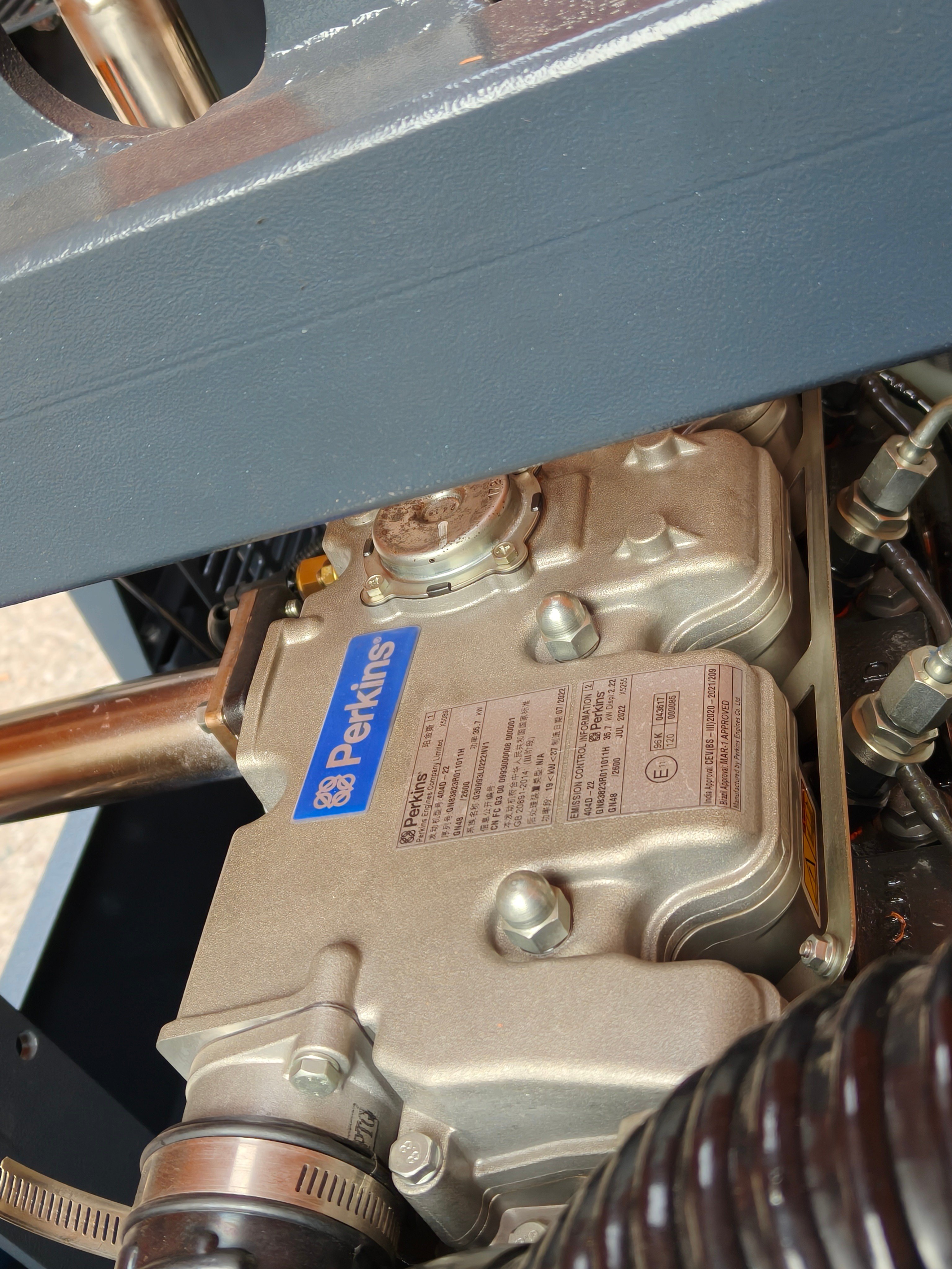 Small Towable Compresor De Aire 185 Cfm Portable diesel Screw Imported Engine air Compressor