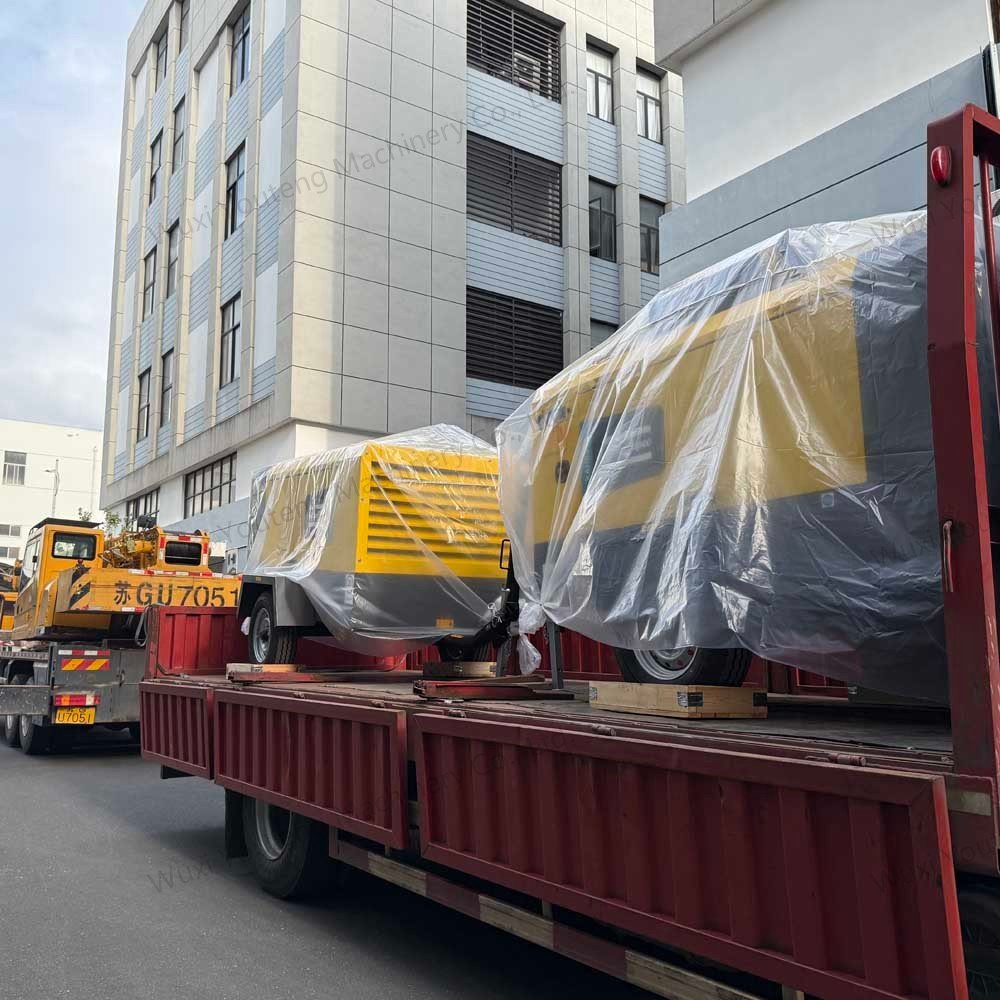 Atlas Copco Mobile Screw Air Compressors Portable XAHS107 XAS127 XAS137 Low Noise and Triple Cooling Options