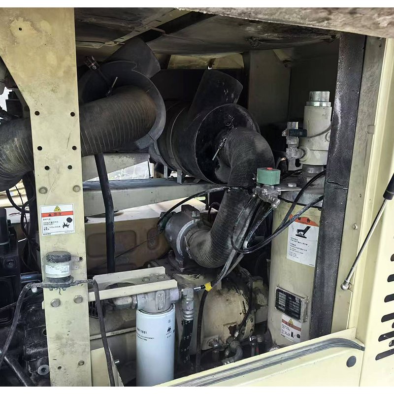 Ingersoll Rand VHP400 Used Diesel Air Compressor 11.3m3/min 400CFM 13.8bar 200Psi Refurbished Second-hand Screw Compressor