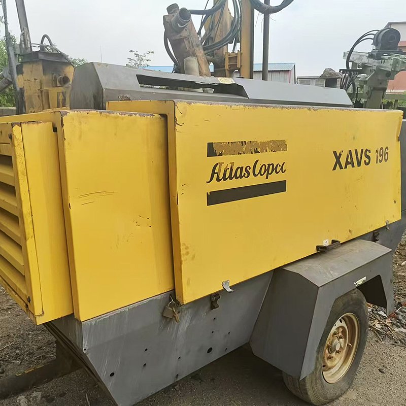 Ingersoll Rand VHP400 Used Diesel Air Compressor 11.3m3/min 400CFM 13.8bar 200Psi Refurbished Second-hand Screw Compressor