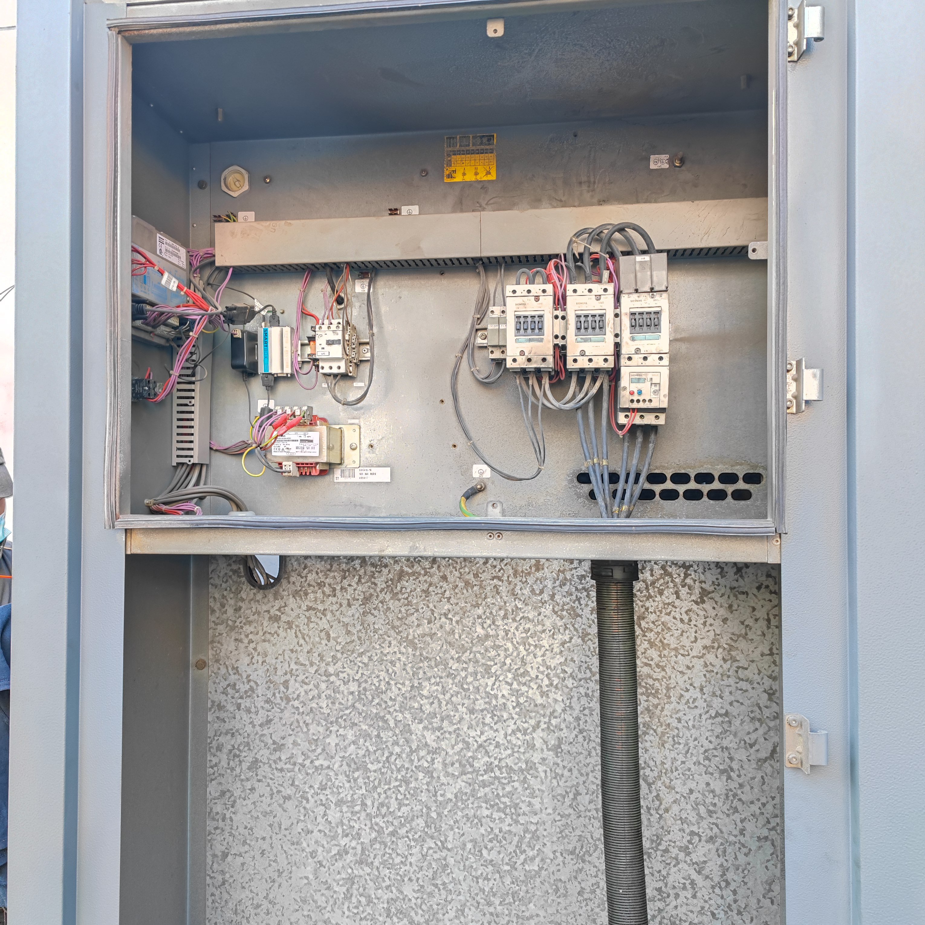 Cheap Price Atlas Copco Used Second-hand Oil Injection Screw Air Compressor GA75 GA75+