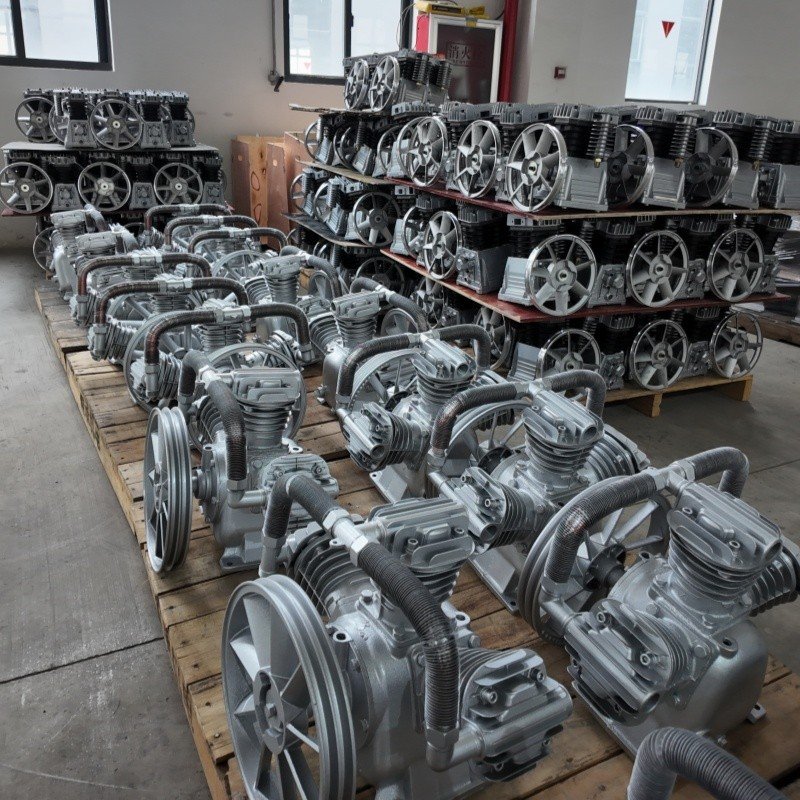 AV2065 Iron Pump 200 Liter Classic Appearance and Streaming Design Belt Driven Air Compressor No Handle
