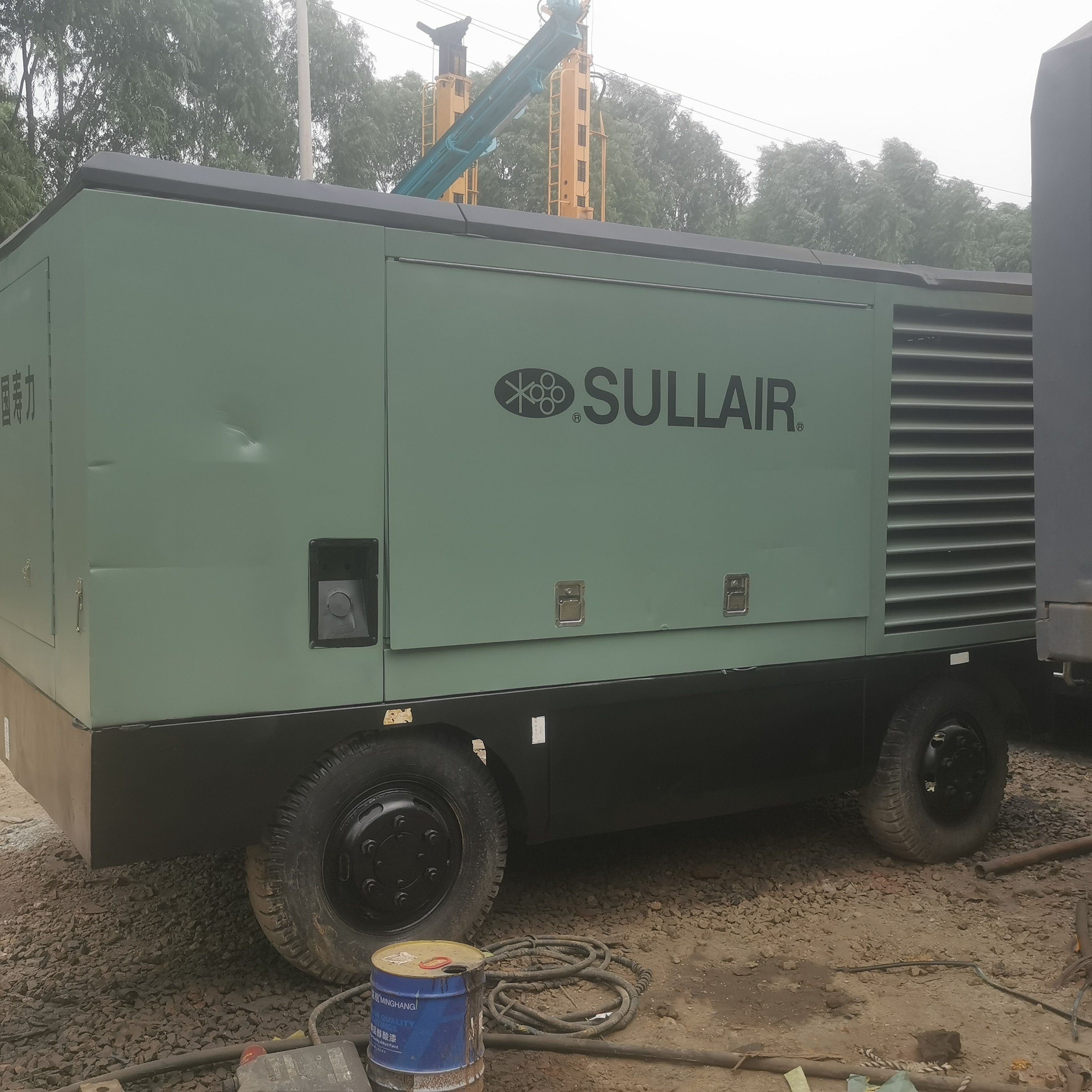 Sullair Used DPQ750XH Small Displacement 13.8Bar 21.2 M³/min FAD Used Screw Diesel Air Compressor for Borehole Machine