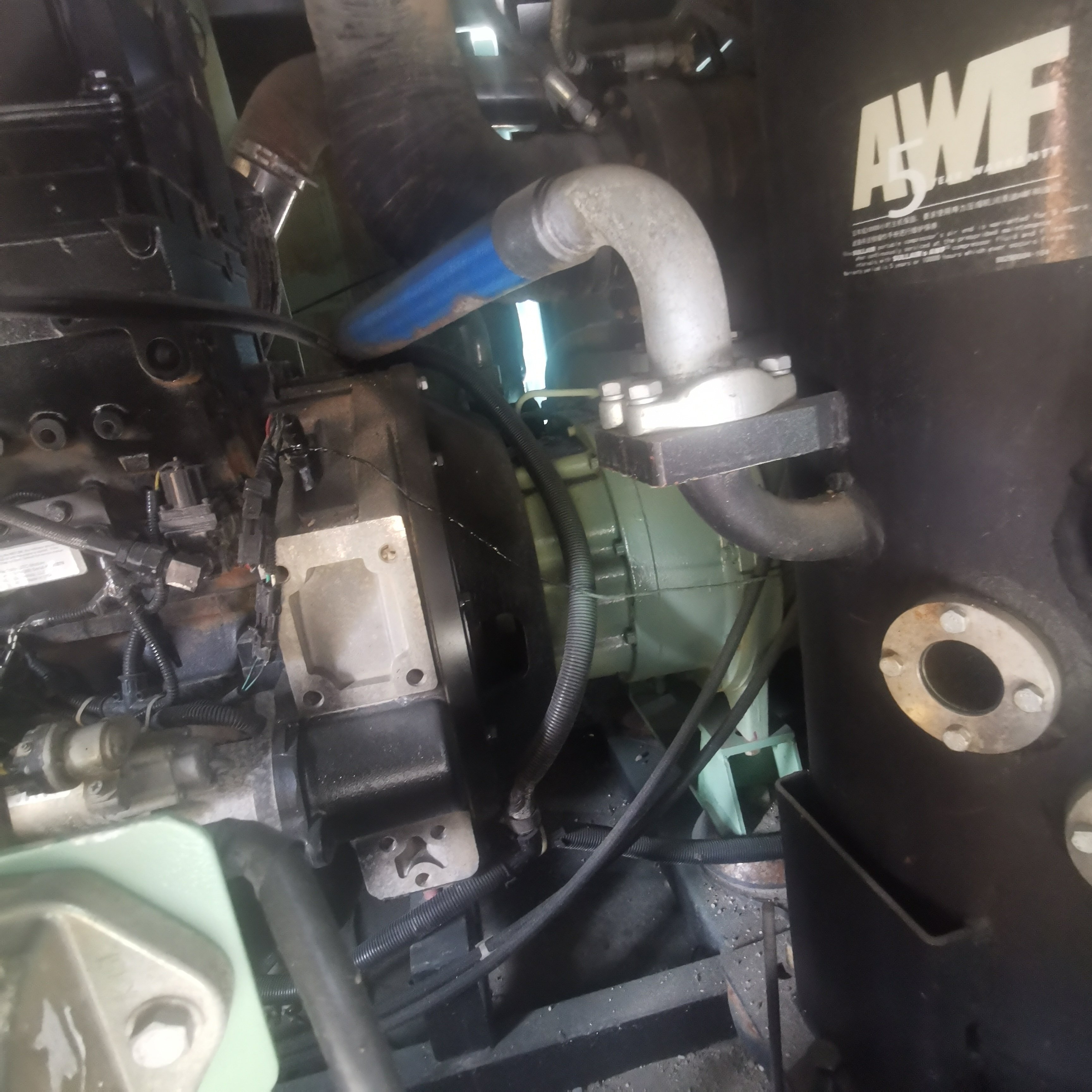 Sullair Used DPQ750XH Small Displacement 13.8Bar 21.2 M³/min FAD Used Screw Diesel Air Compressor for Borehole Machine