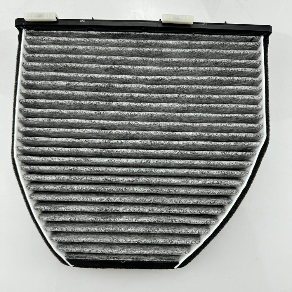 High-quality Filters and Wholesales Auto Parts Activated Carbon air Conditioning Filters CUK29005 2128300018 A2048300518 WP9335