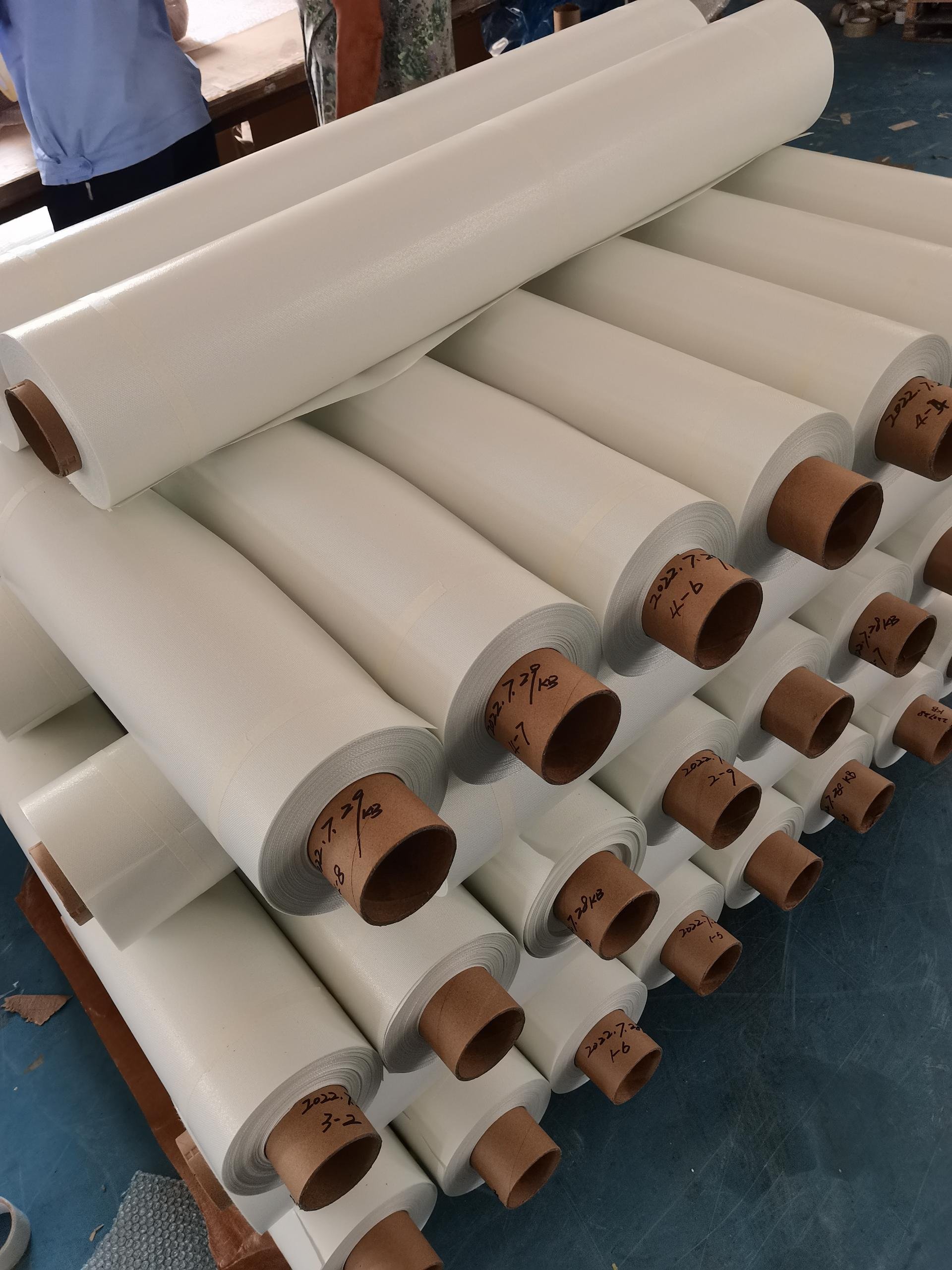 Jumbo Roll High Temperature 300 Degrees PTFE Fiberglass Cloth Adhesive Tape