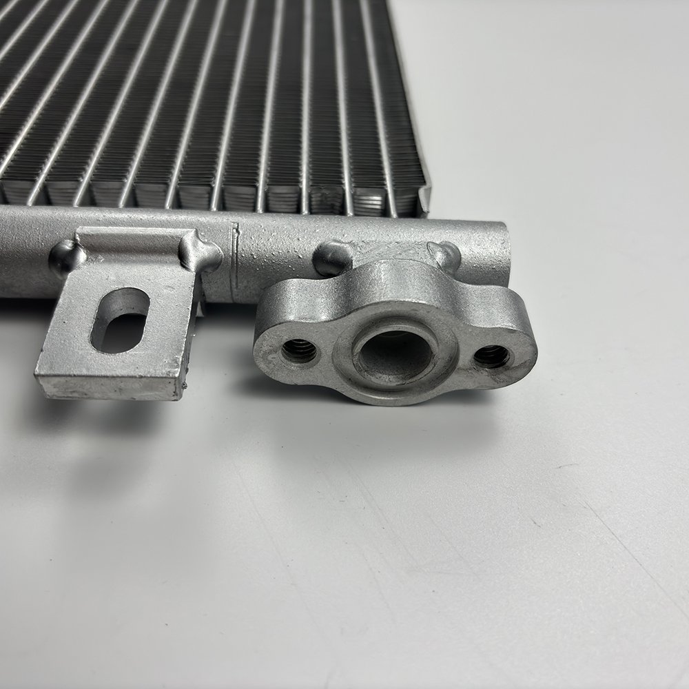Aftermarket Car Auto Air Conditioning System Auto AC Condenser for VOLVO FH NH OEM 21893823 22212982