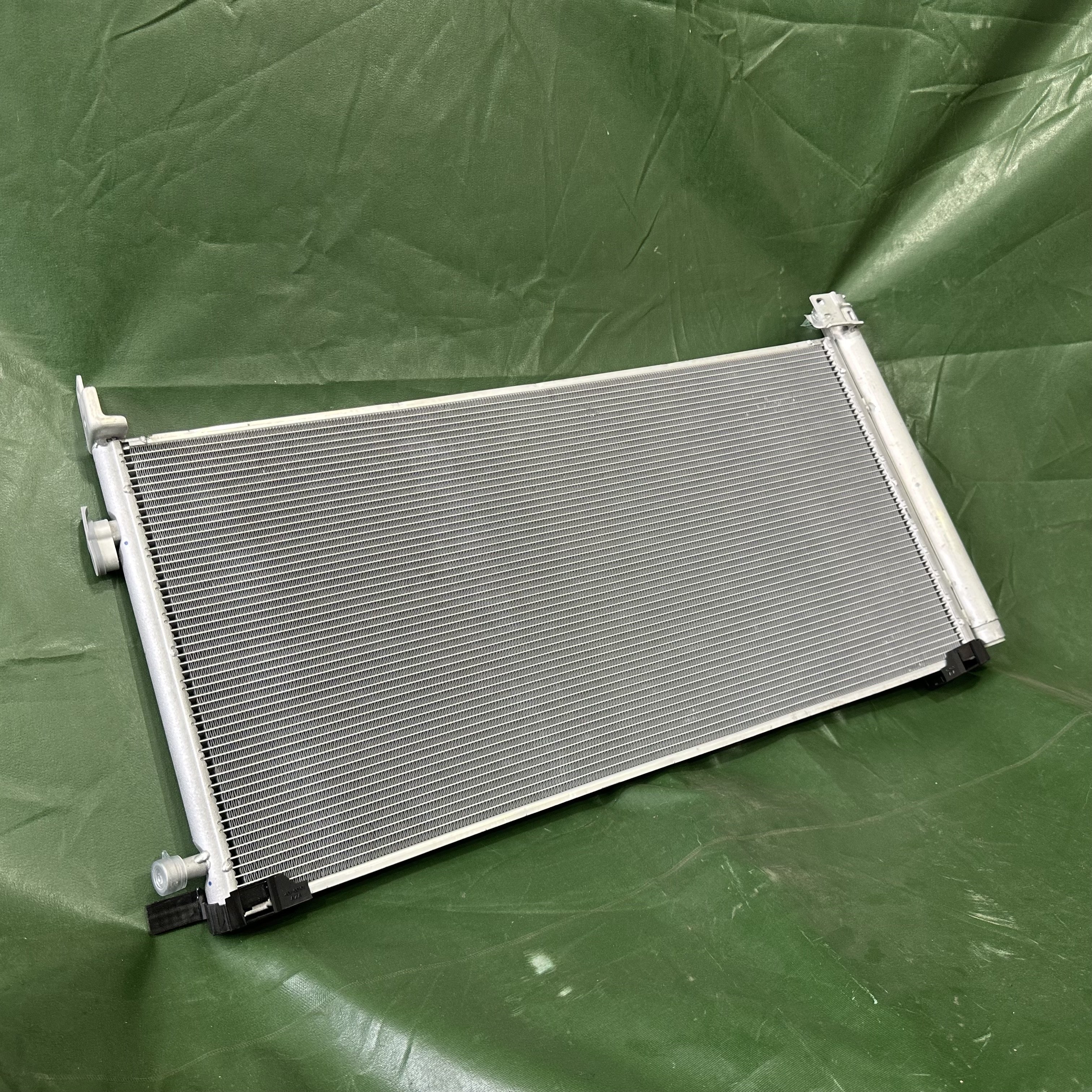 884A0-08010 Air Conditioner Condenser for TOYOTA SIENNA