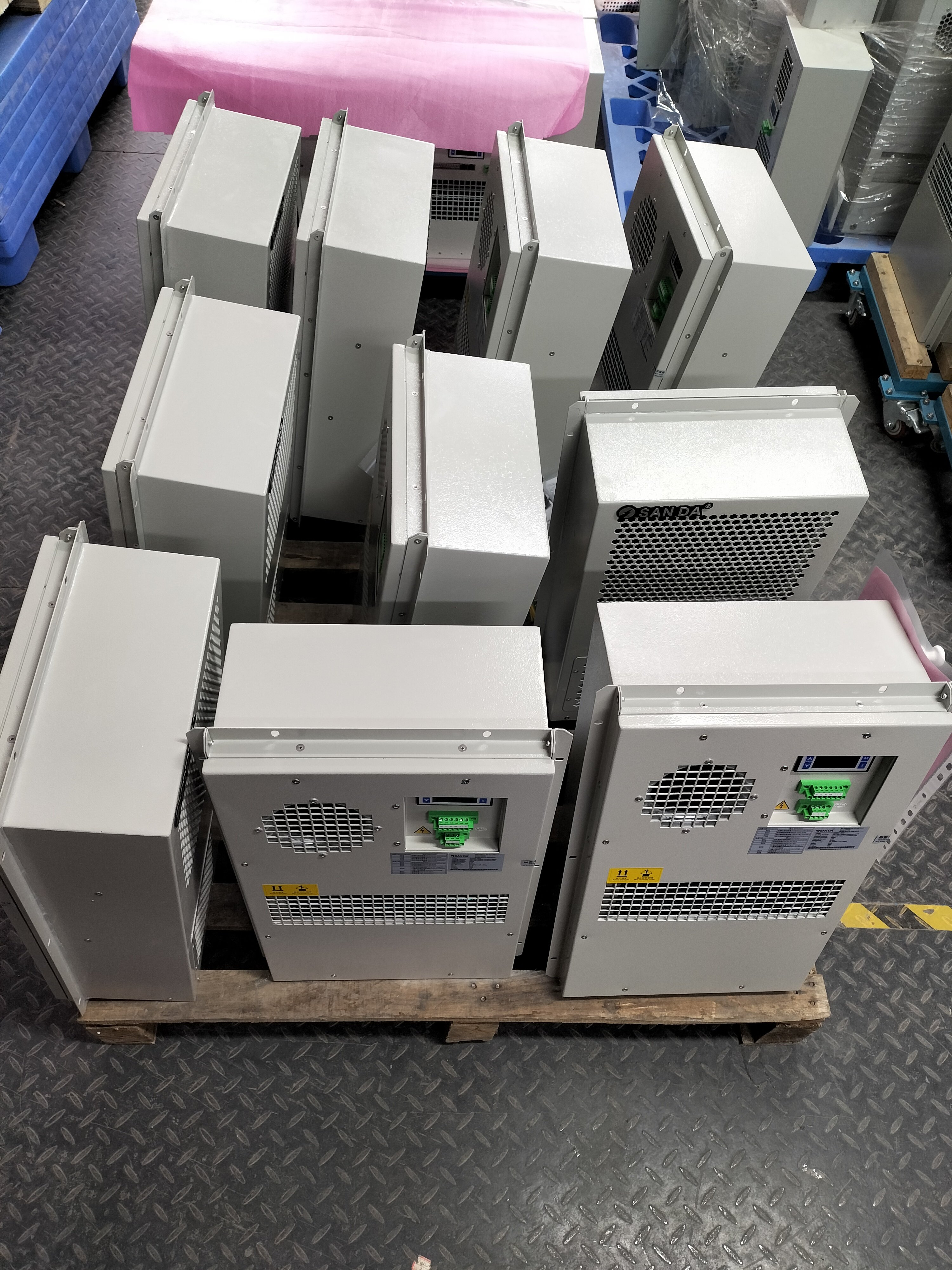 600W AC220V/50Hz Industrial Air Conditioner for Telecom Cabinets