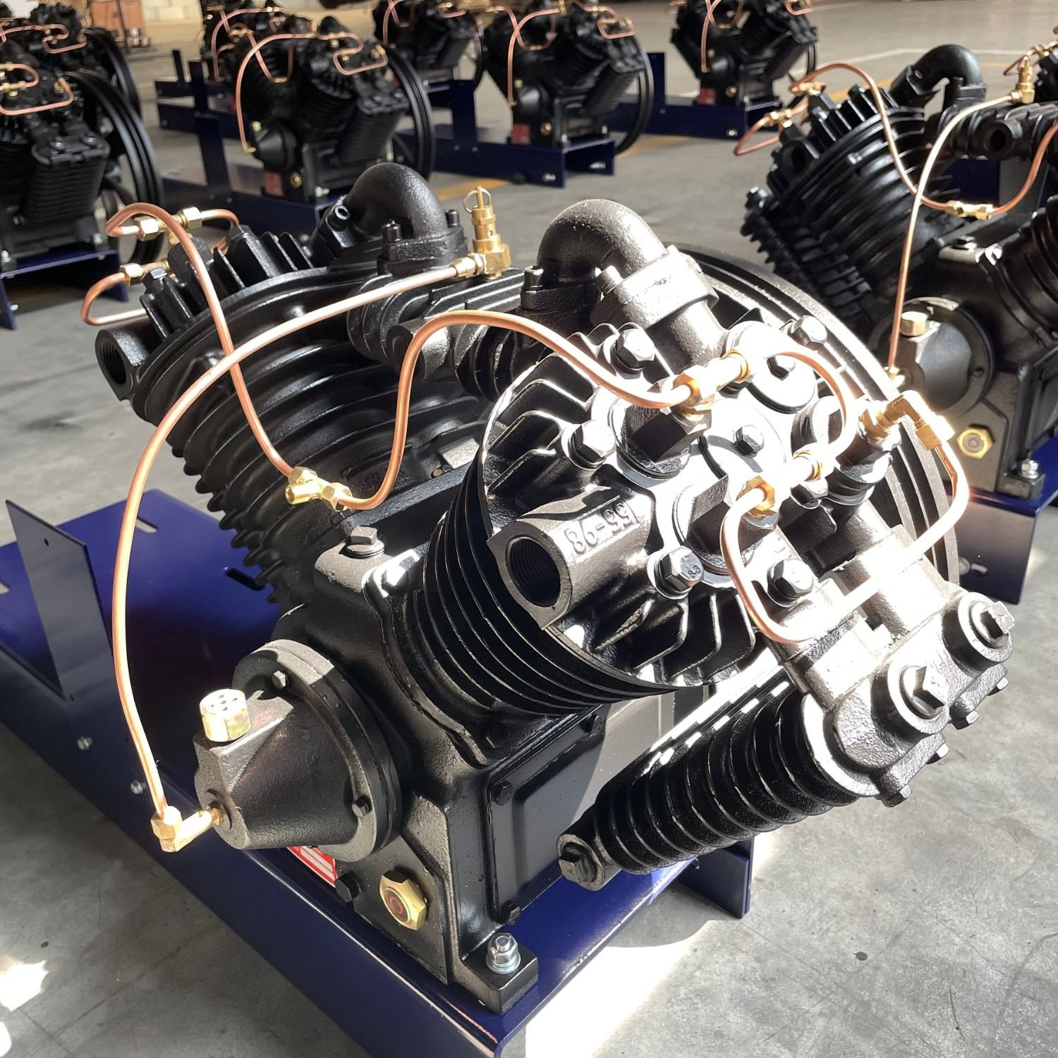 Factory Supplier 100% Copper Wire 380V Motor Base Mounted Air Compressor for Export