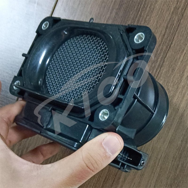 High Quality OE MD336501 E5T08171 Auto Parts Air Flow Sensor MAF Meter for Mitsubishi Engine