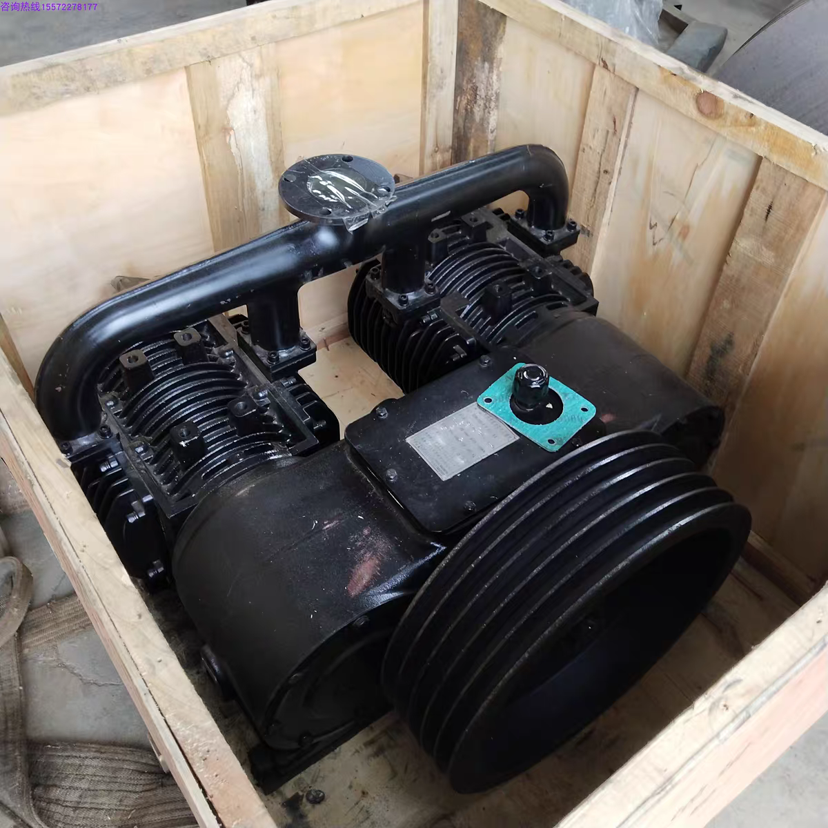 BDW-12/2S diesel Engine Drives Two Cylinders 12 Cubic Meters Flow Rate Wuhu Fuda Brand Cement Trailer air Compressor