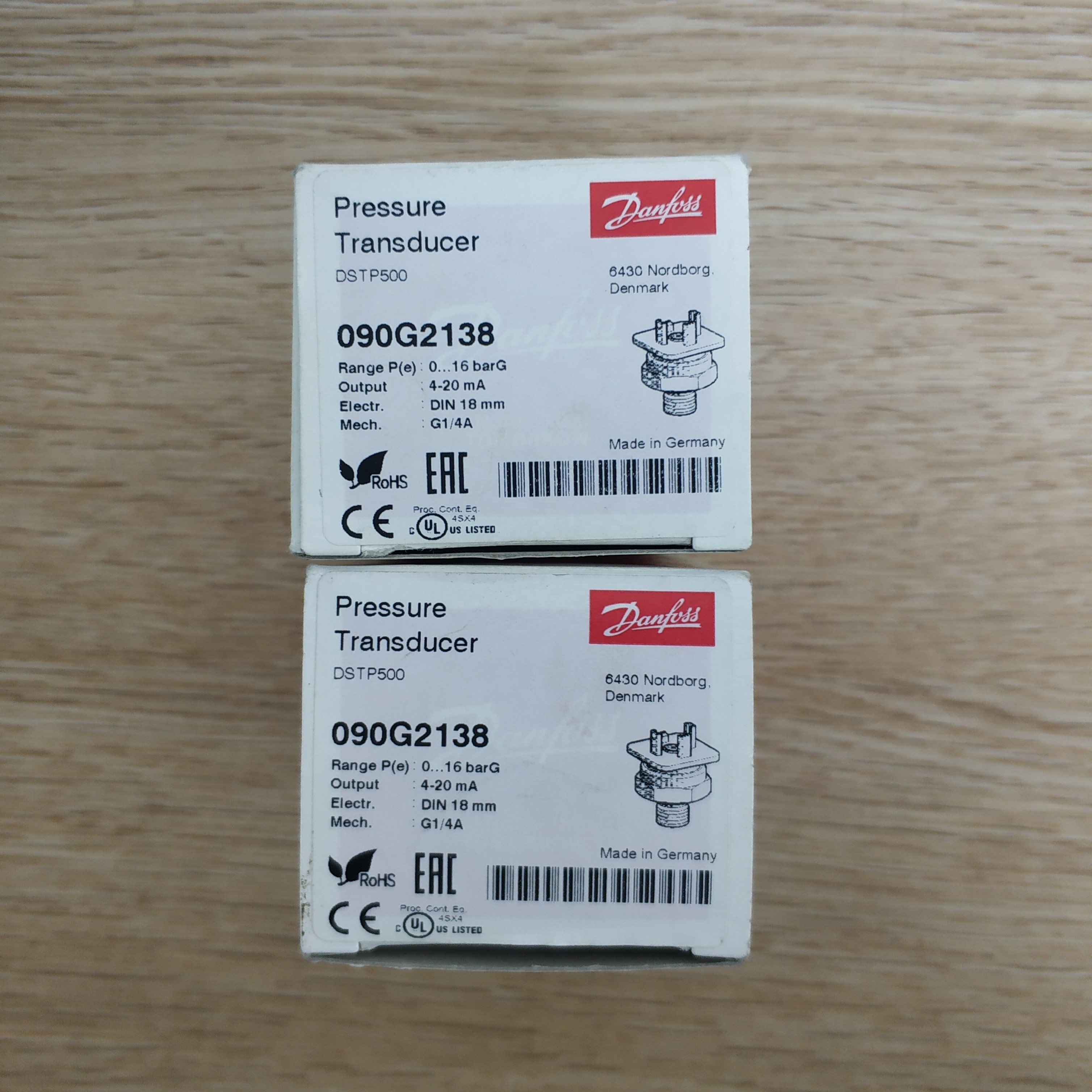 Danfoss DSPT 500 090G2138 Pressure Transducer with Inductive Switches for Air and Water Applications