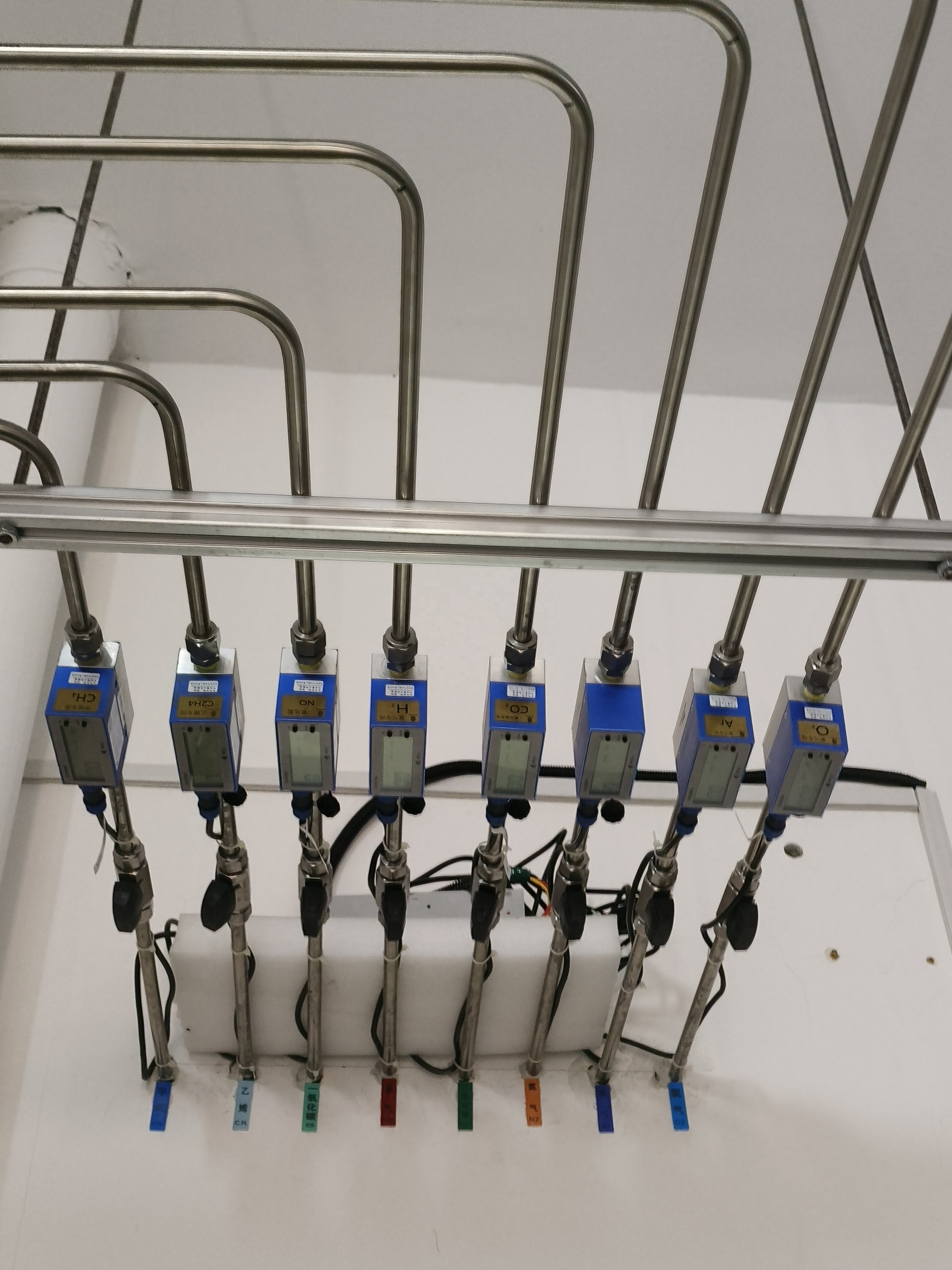High Accuracy MFM-50 Mass Flow Meter by Xinnovis Oxygen/Gas/N2/H2/Air/CO2/He/Ar/CH4 RS485/4~20mA LCD Display Gauges