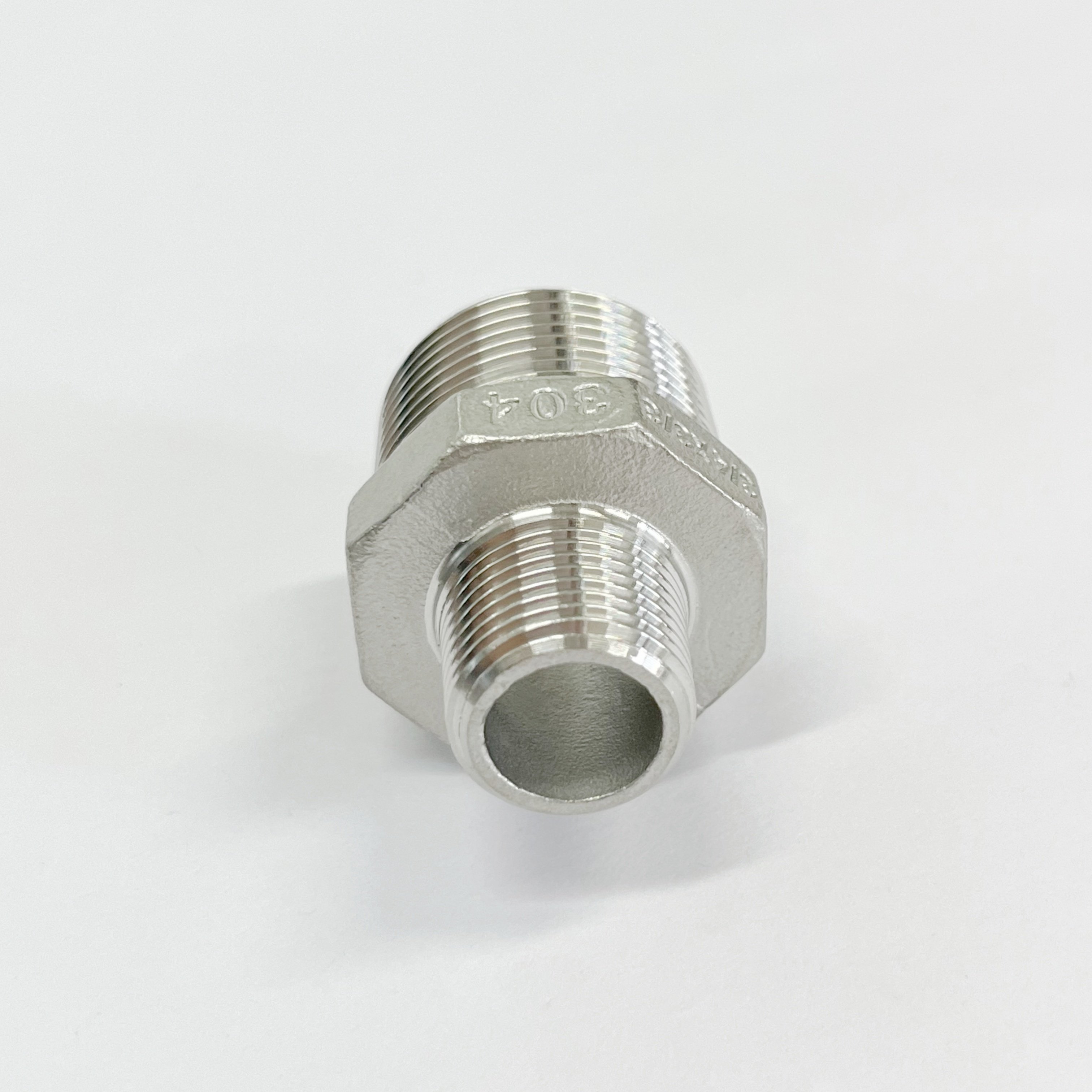 WAKAMASTU 304 Stainless Steel Hex Nipple Reducer Pipe Fitting 1/2-Inch Male Pipe X 3/8-Inch Male Pipe NPT Thread Control Flow