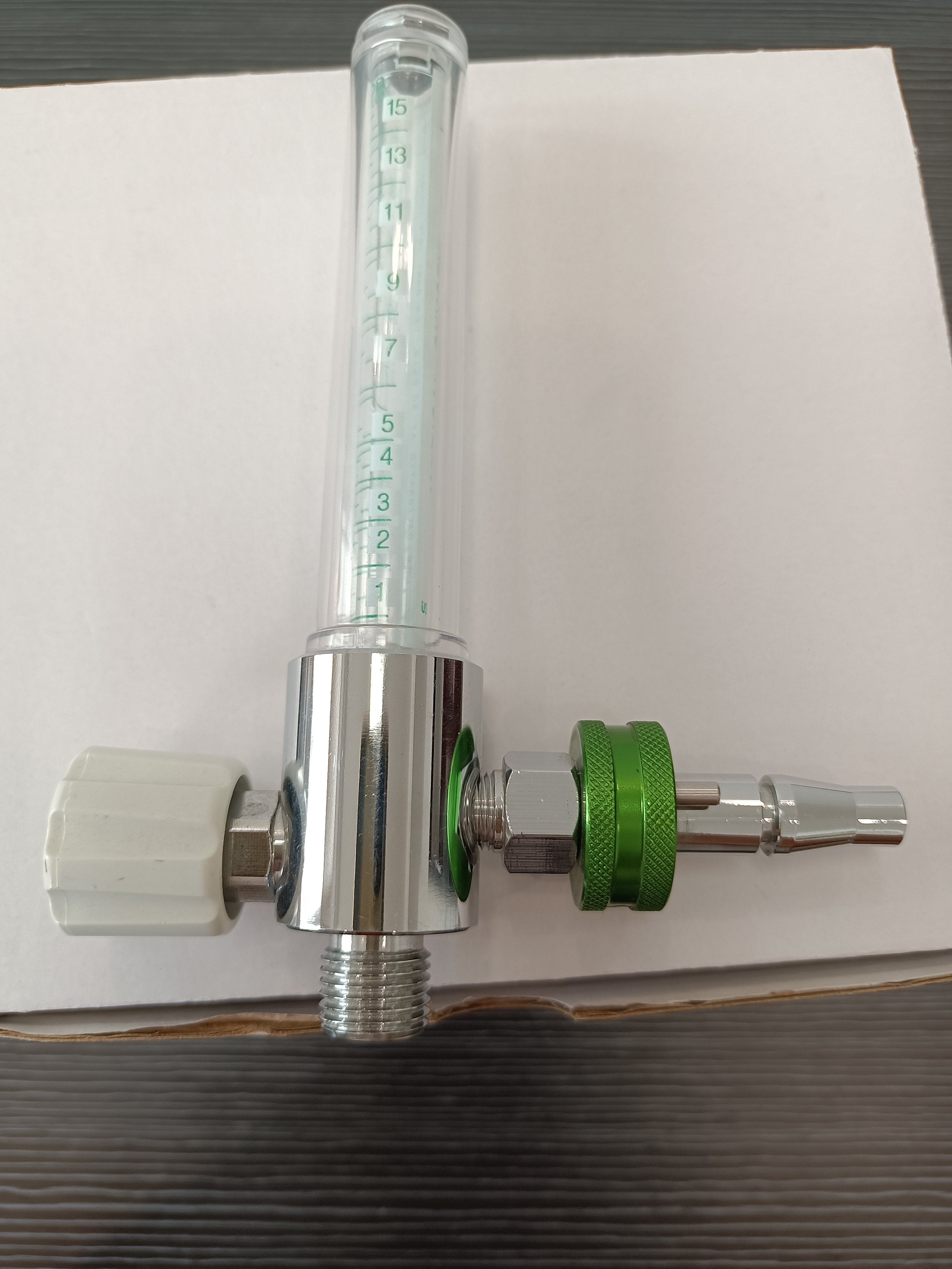 Hot Sale Medical Oxygen Regulator with 0-15LPM Flowmeter and Humidifier