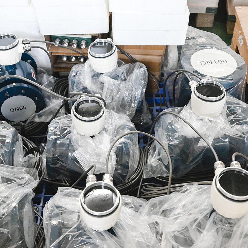 Split Carbon Steel Ortho-phosphoric l Electromagnetic Flow Meter