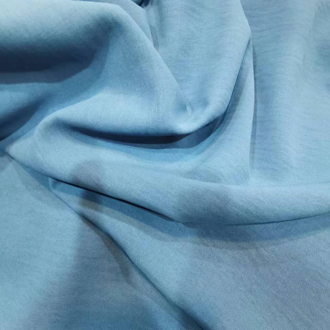 100% Polyester Cey air Flow Fabric Soft Eco-friendly Suit for Making Dress Cloth