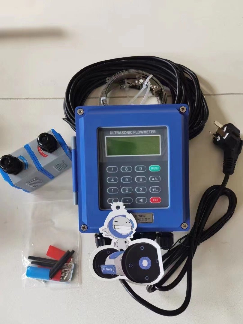Portable Ultrasonic Transit-Time Liquid Flow Meter Wall Mounted Ultrasonic Flowmeter Price