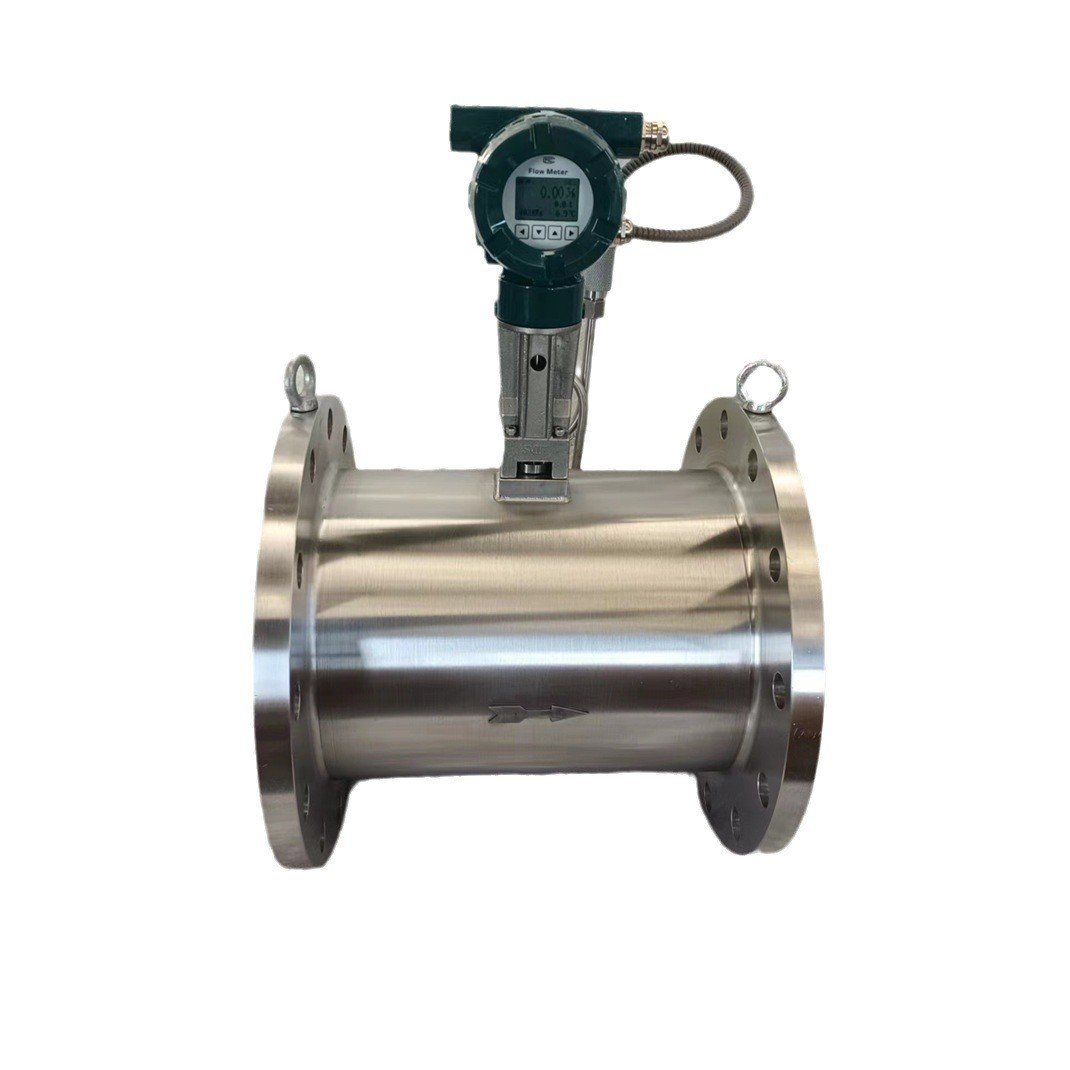 Flange integrated vortex flow meter used for measuring steam and gases with temperature and pressure compensation