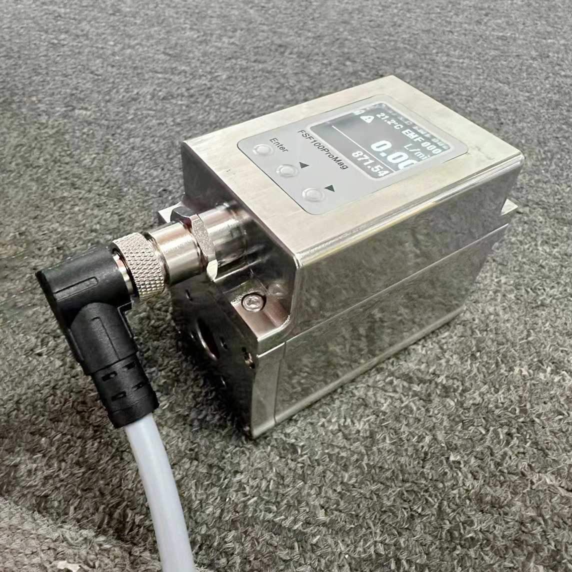 Tri Clamp Electromagnetic Flow Meter High Precision Flow Quantitative Control