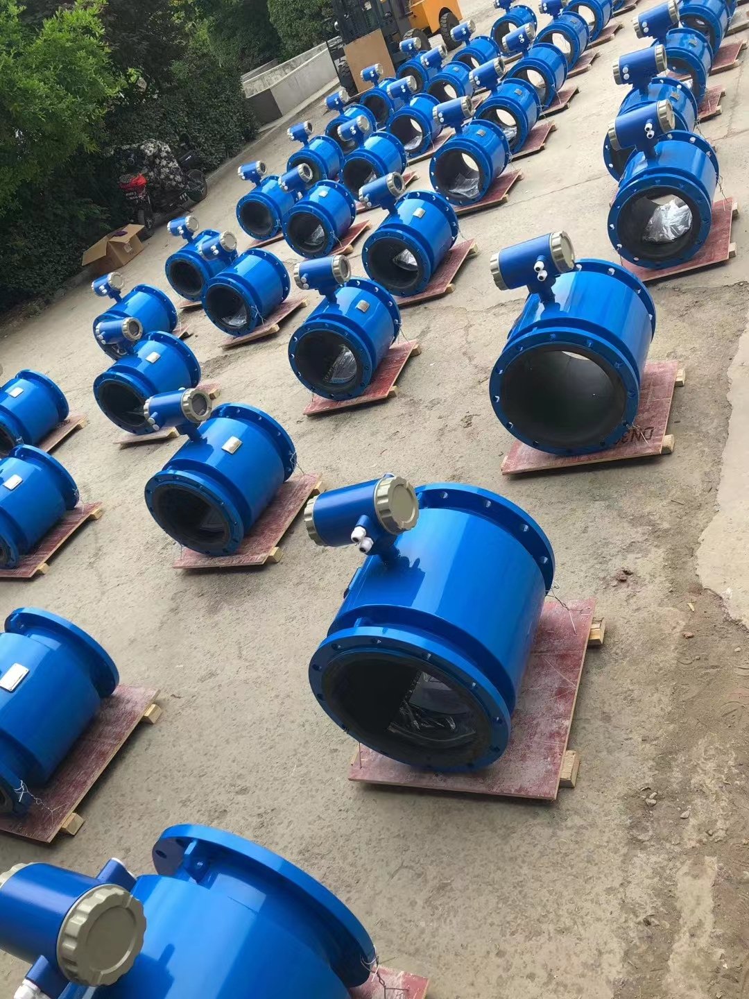 Digital Hot Waste Water Electromagnetic Flow Meter Sewage Chemical Magnetic Flowmeter