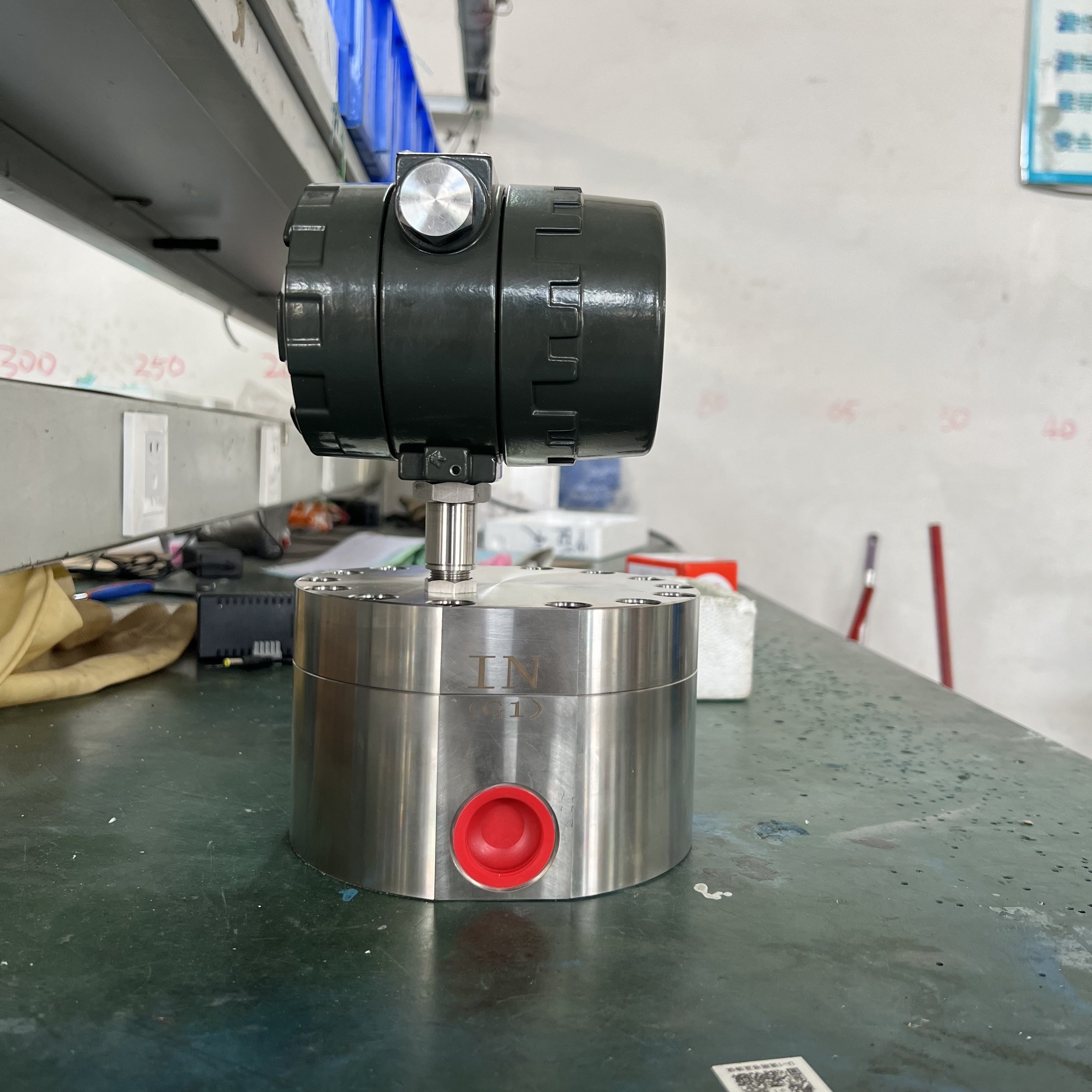 Low Flow 30ml/h for Hydraulic Oil 24VDC Micro Oval Gear Flow Meters