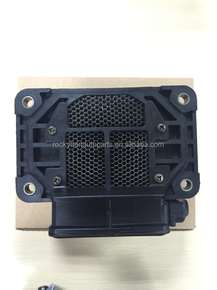 High Quality Auto Engine Parts Compressed Air Mass Flow Meter MD172449 E5T05371
