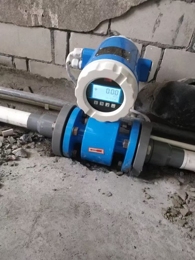 Carbon Steel Electromagnetic Flow Meter Sewage Pipeline Hydraulic diesel Magnetic Flowmeter Liquid Water Sensor Rate
