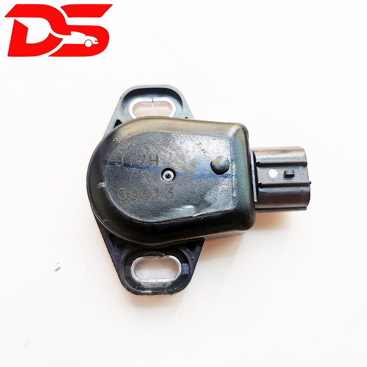 HO-NDA JT7H Turn Left TPS Throttle Position Sensor JT7H for CBF CBR600 1000 RR 650F CB1300 CBR1000RR