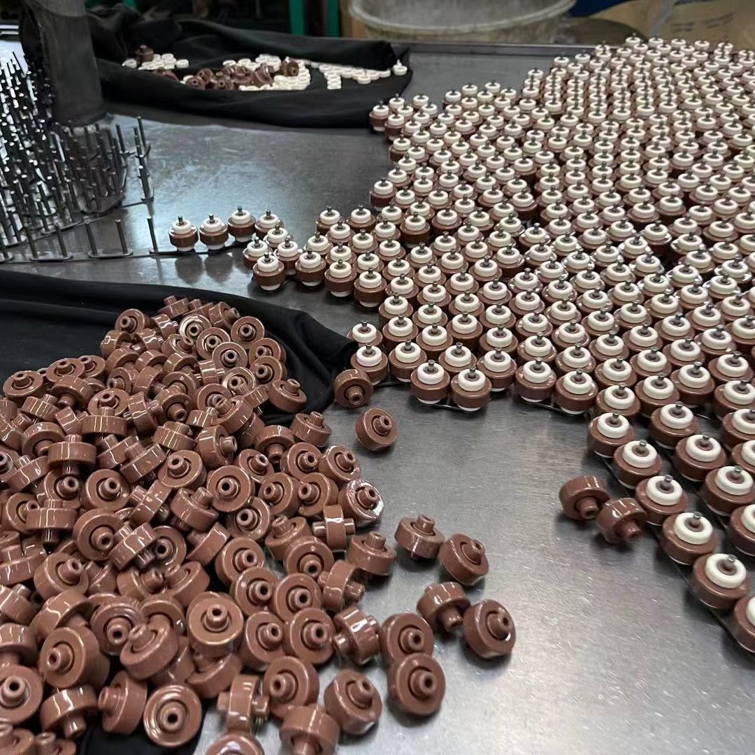 Made in Guangdong Aluminum bar Double Plus Conveyor Roller Chain Free Flow Chain for Pallet Transferring