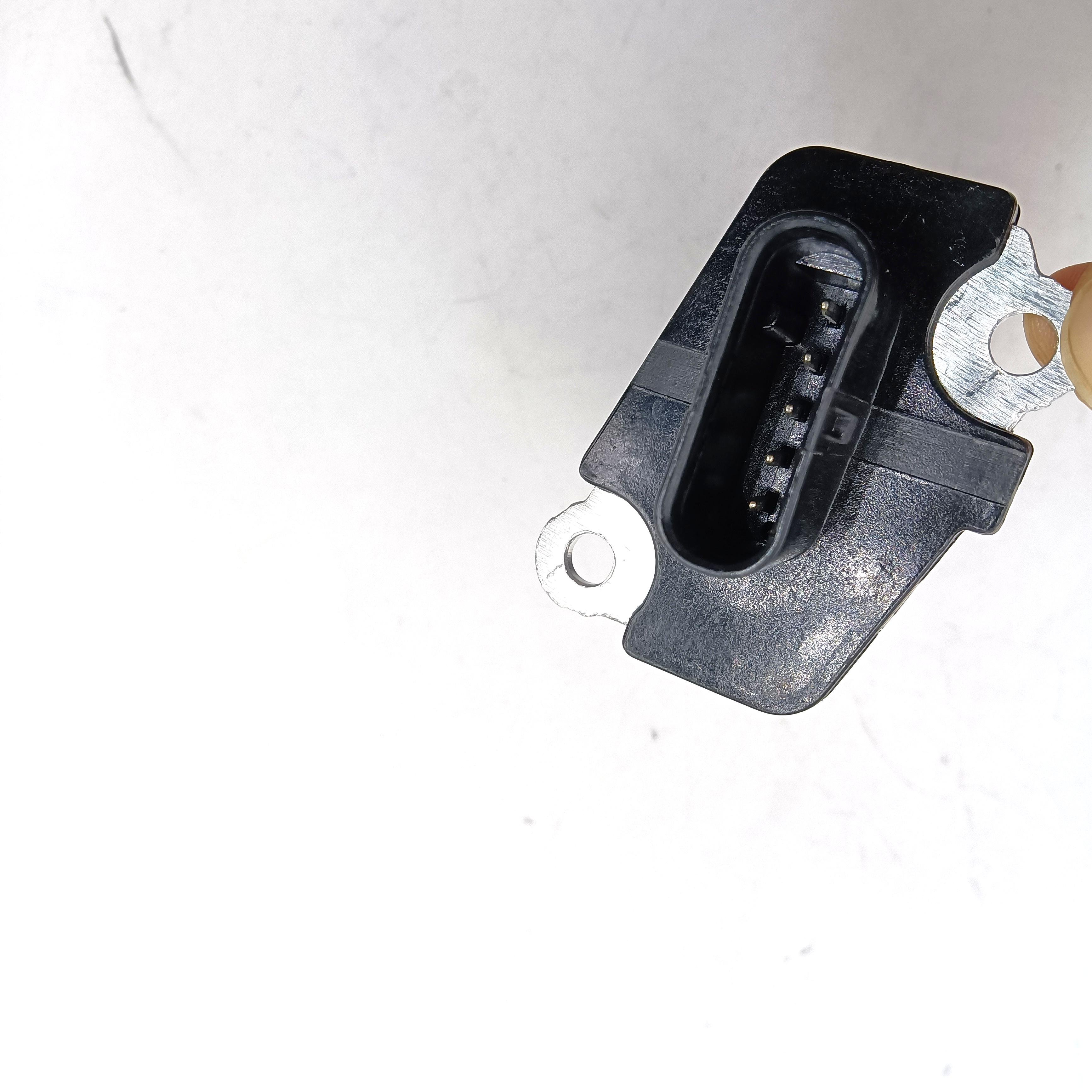 High-Performance Air Flow Sensor for Cars Optimize Engine Efficiency Fuel Economy 13627804150