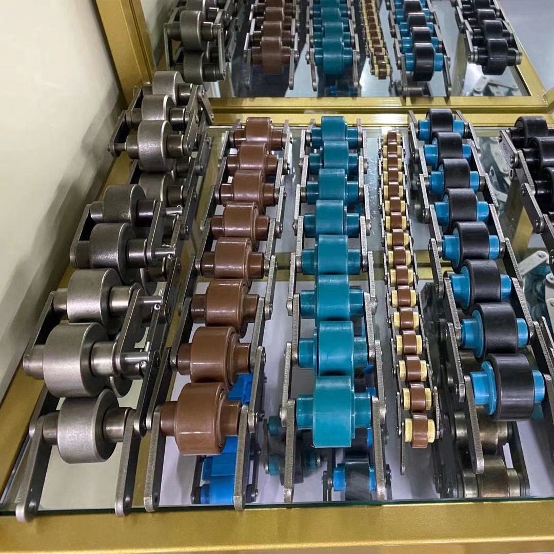 Made in Guangdong Metal Double Free Flow Chain Roller Chain for Industrial Equipment