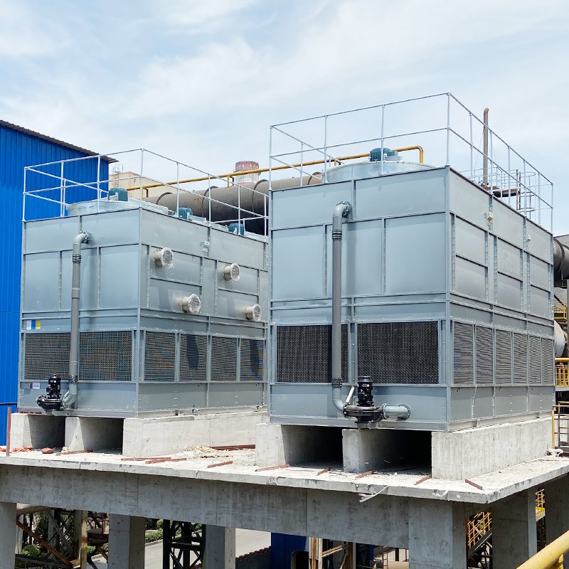 Medium Speed Machine Chemical Industry Closed Water Tower Centrifugal Blower Side air Cooling Tower 300 Cubic Meters