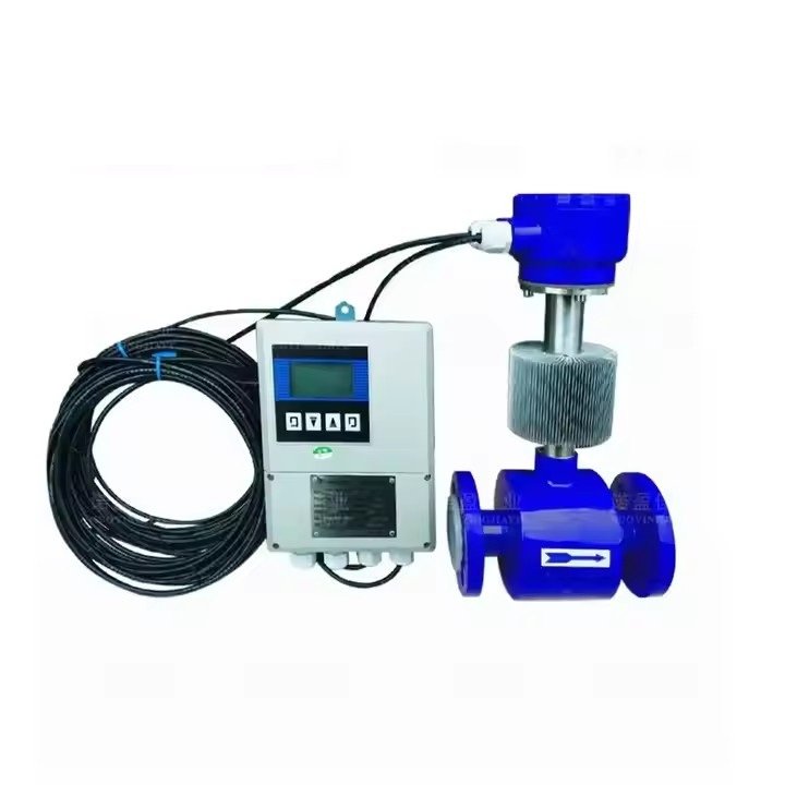Low-cost Large-diameter High-precision Measurement of Water Plug-in Electromagnetic Flow Meter