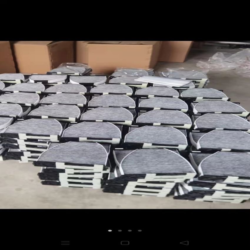 Air Filter A2750940204 A2750940104 Is Suitable for Mercedes-Benz A45 CLA45 GLA45 AMG air Filter Grid and Other Products