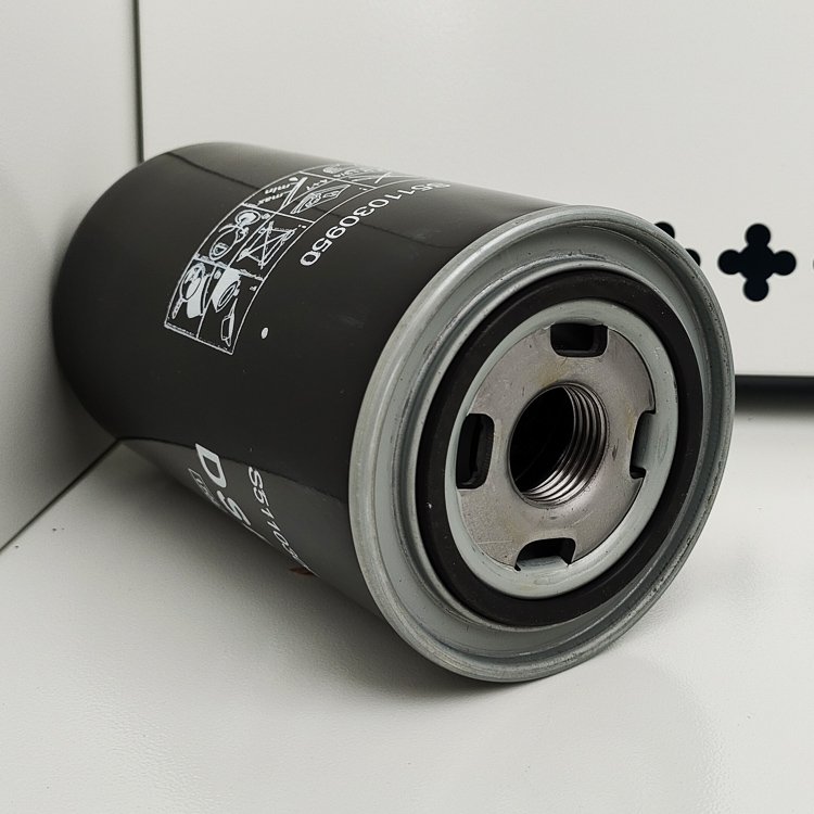 Industrial 20HP 15KW Air Compressor Maintenance Consumables Oil Filter Element Oil Split Core Air Filter Element