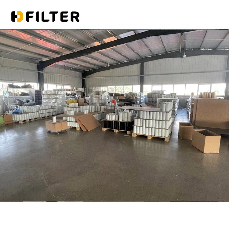 Factory Supply High Quality Truck Engine Air Filter P527484 P185069 P527682 RS3518 AF25139M C341300 for Heavy Duty