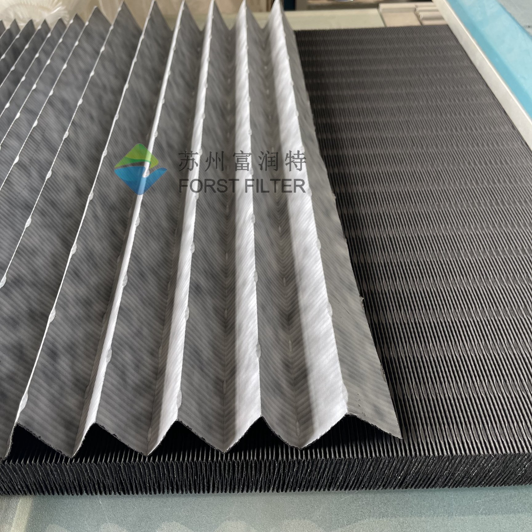 Anti-static Non-woven Filter Paper Cardboard Paper Frame Die Cut Pleats for Crepe in Roll HEPA 0.3 Micron Air Filter