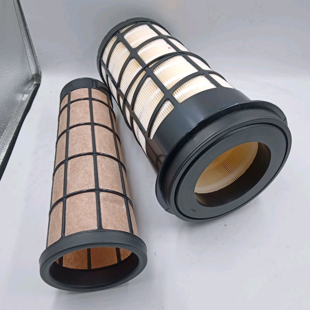 100009925 air Filter CompAir Industrial Air Compressor Spare Parts Factory Hot Wholesale