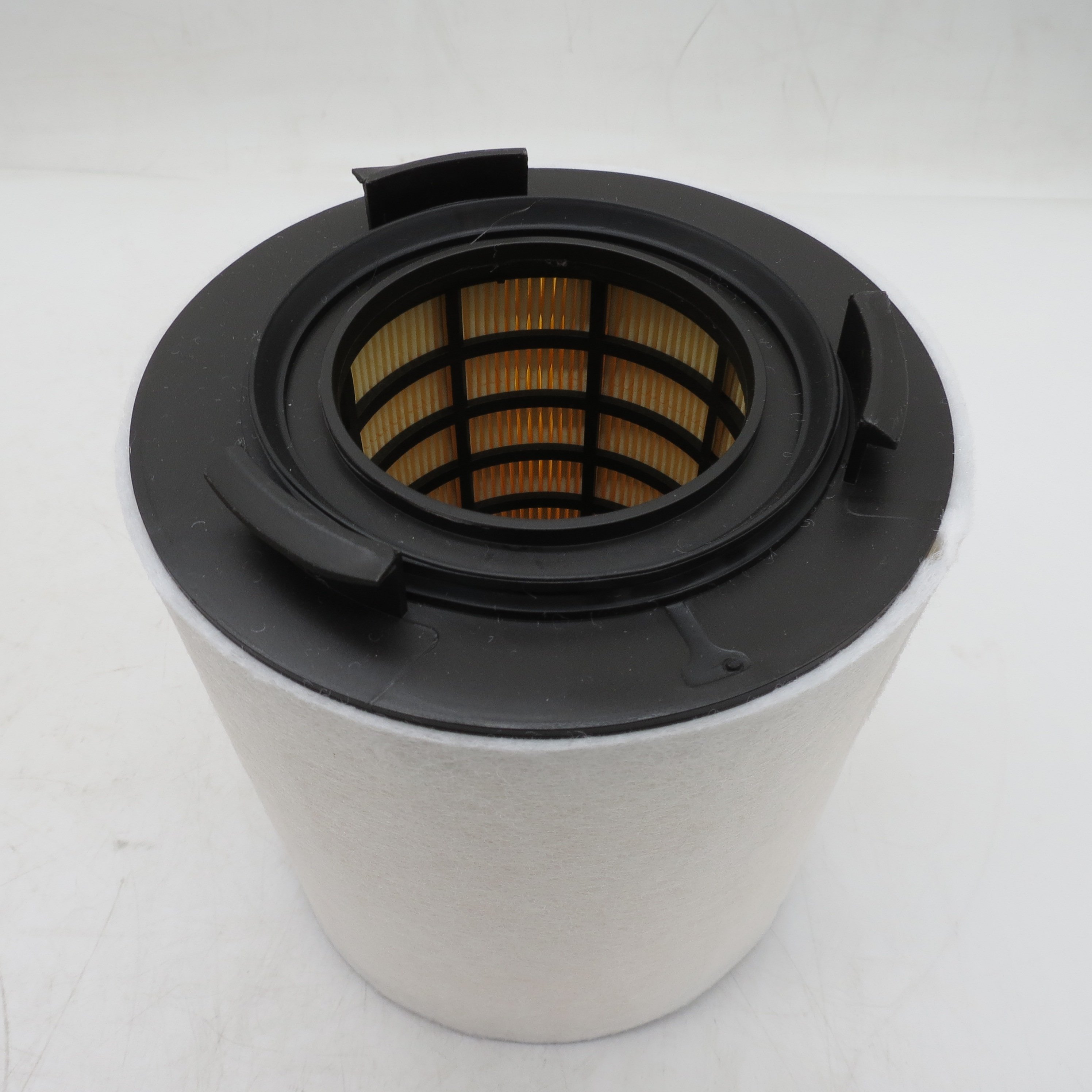 High Quality Engine Parts Air Filter 6R0129620A